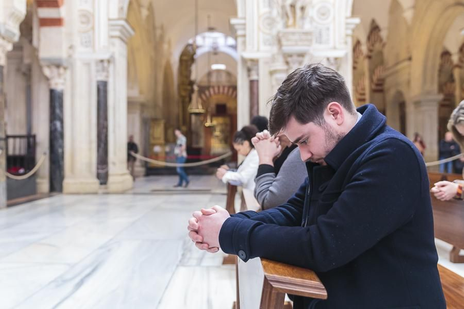 La celebración del Miércoles de Ceniza en la Catedral de Córdoba, en imágenes