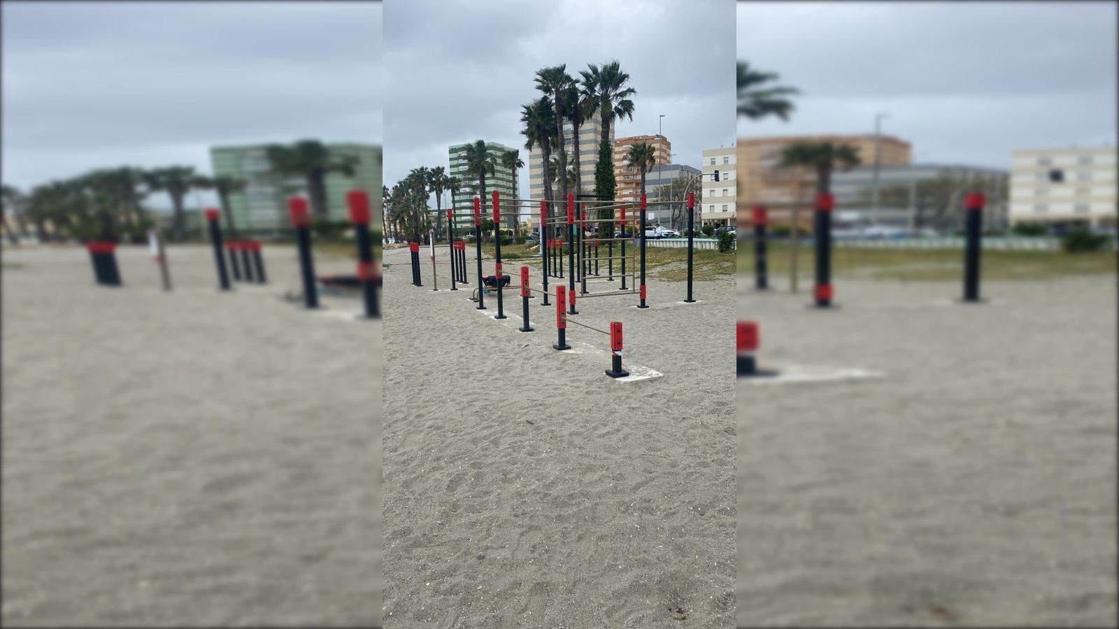Un parque de calistenia en una playa de La Línea.