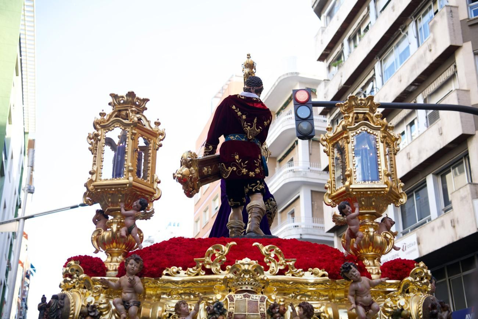 El Abuelo abre el camino de la histórica Magna en Jaén