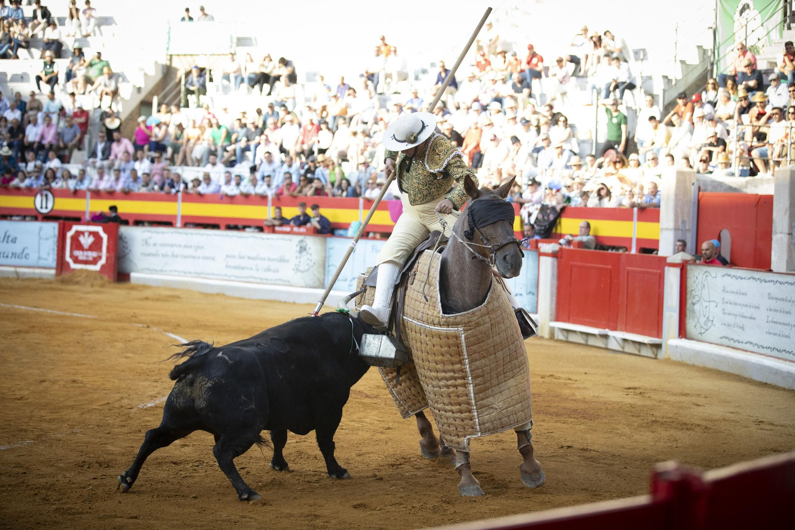 Pereda y Aguado triunfan en Granada