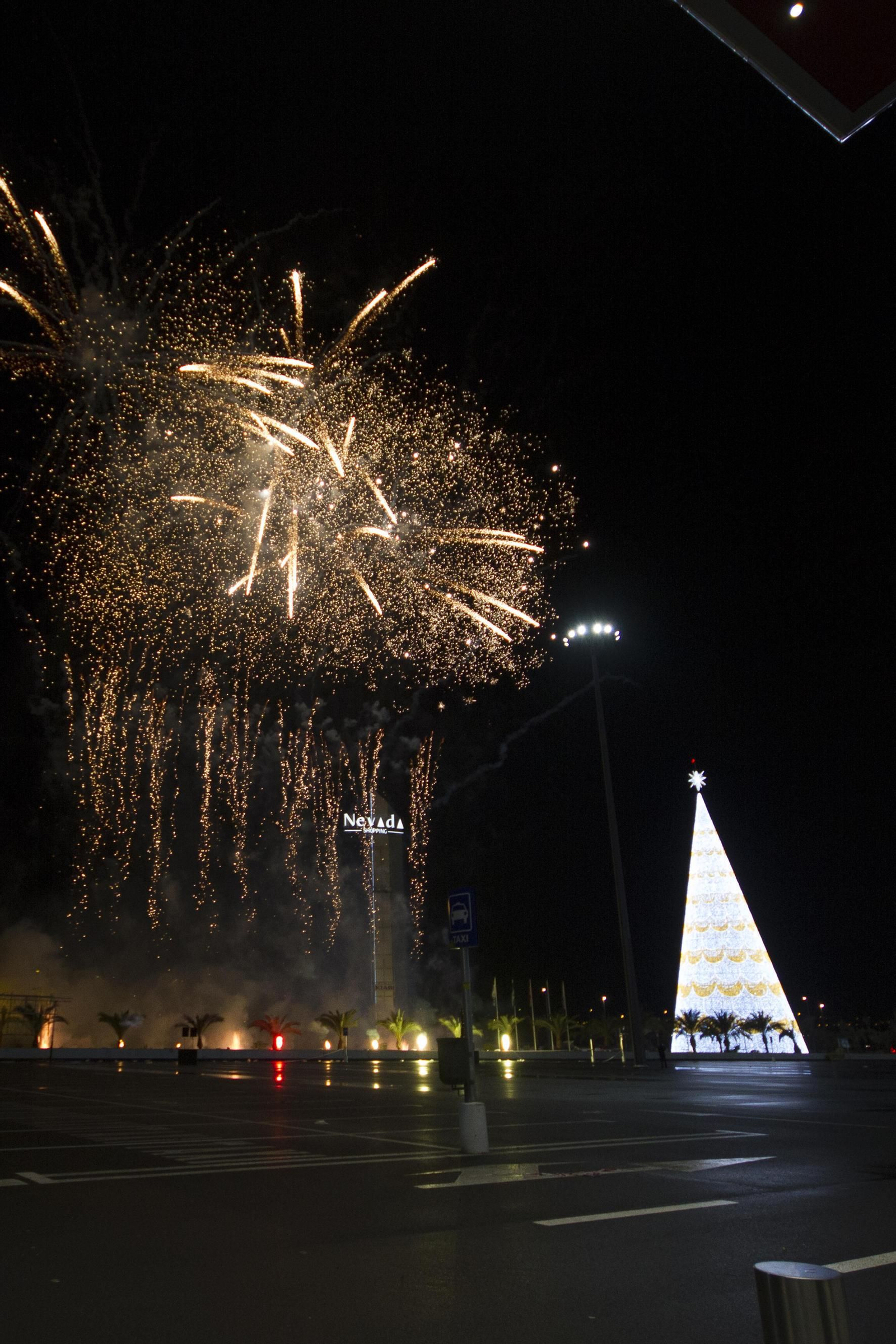 Fiesta en Granada por la apertura del Nevada
