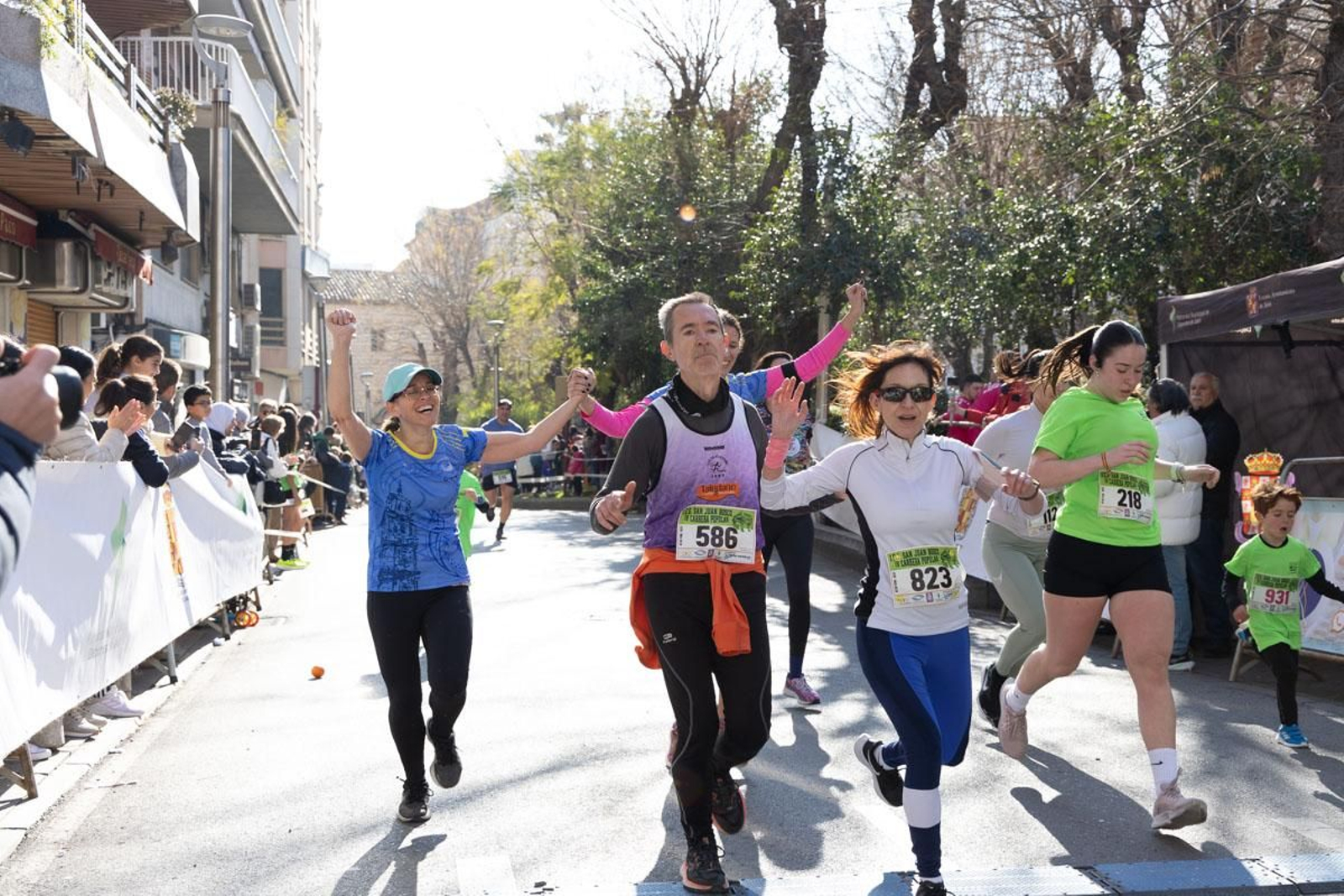 Deporte y solidaridad se unen en la IV Carrera Popular IES San Juan Bosco, en imágenes