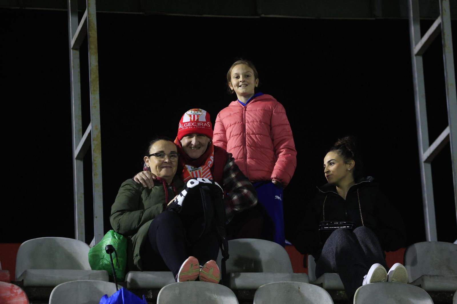 Búscate en el Nuevo Mirador durante el Algeciras - Villarreal B de Primera Federación