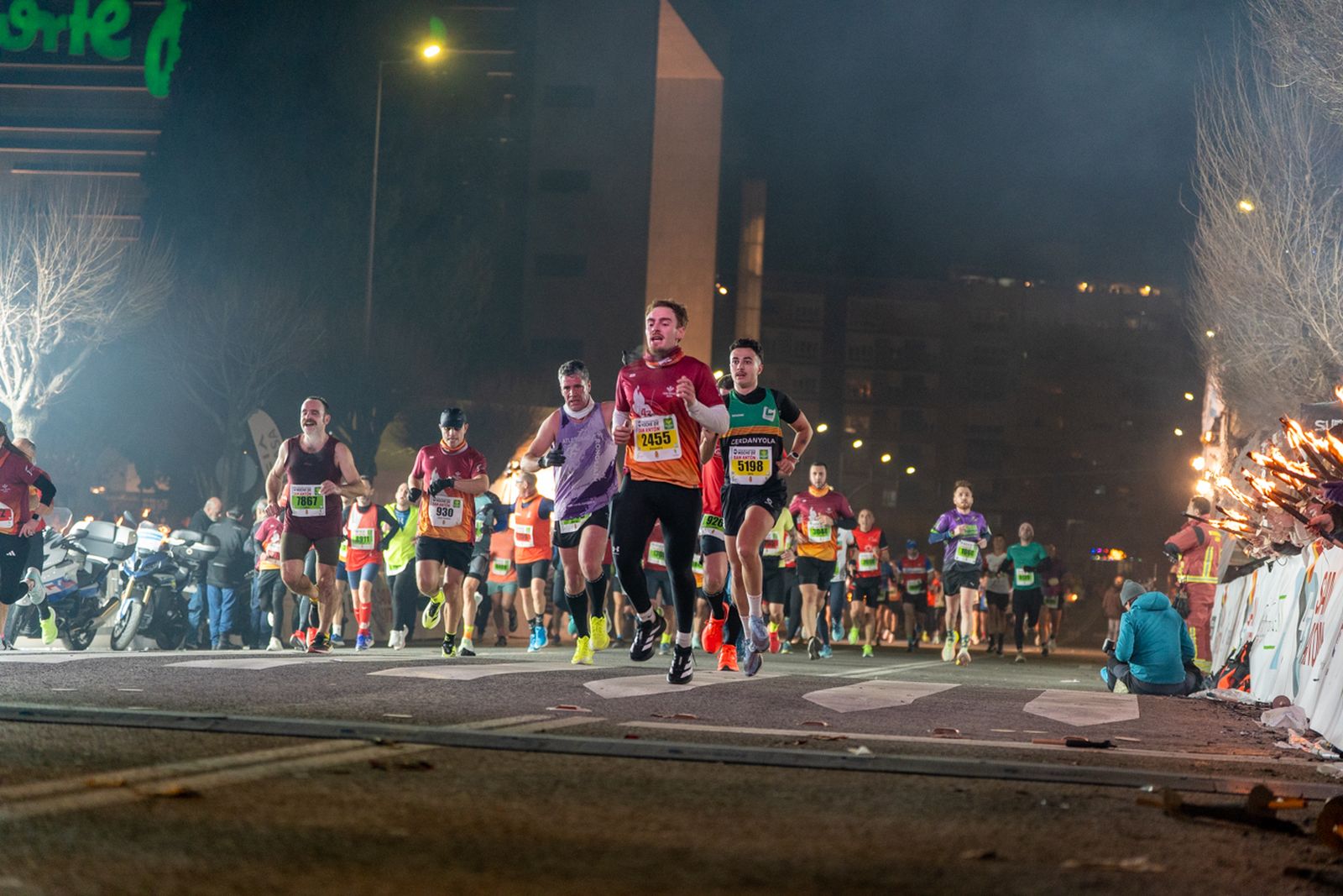 En imágenes: búscate en tu llegada a meta de la Carrera de San Antón 2026 (7)