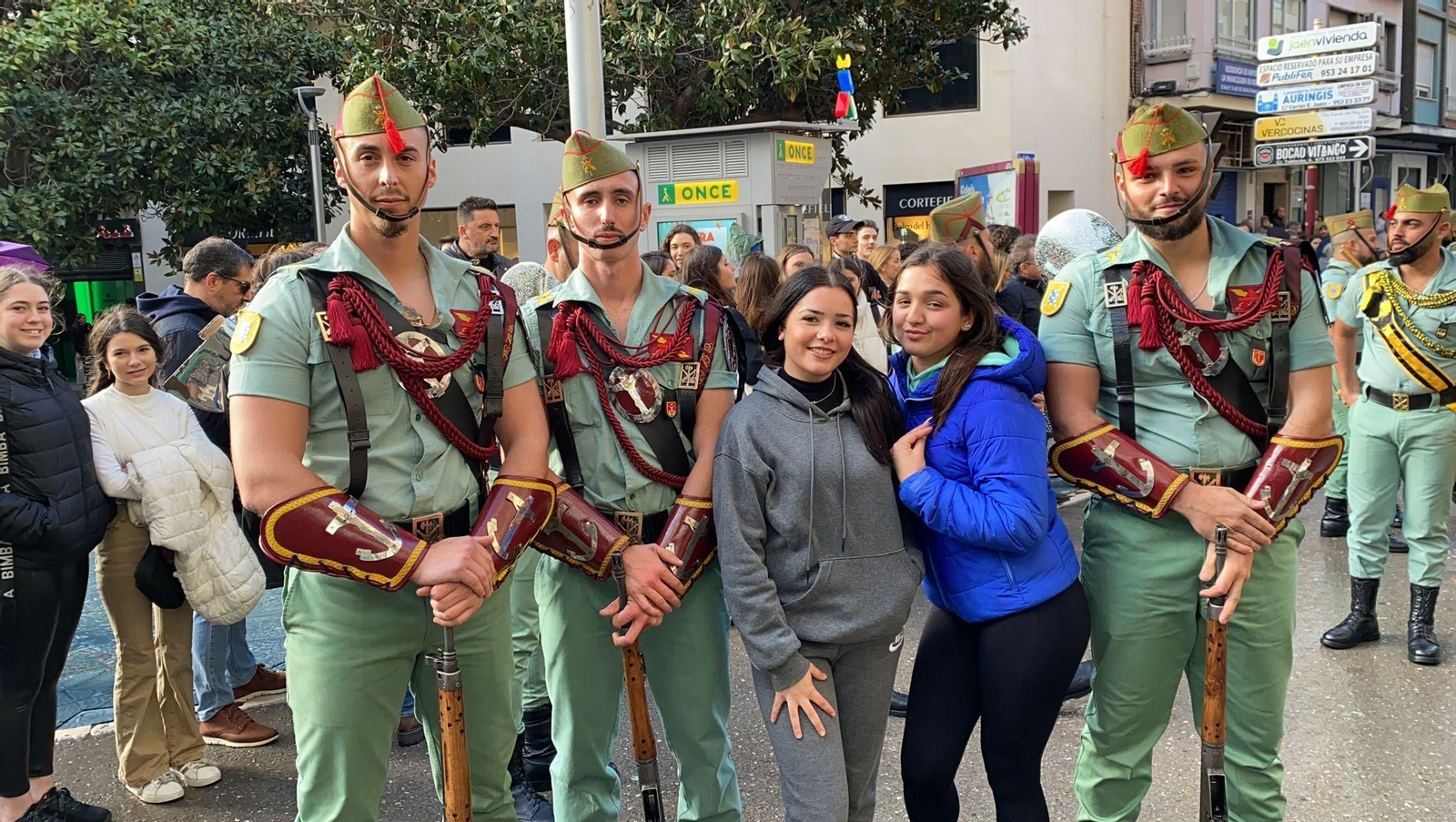En imágenes: La Legión en las calles y la Buena Muerte en la Catedral