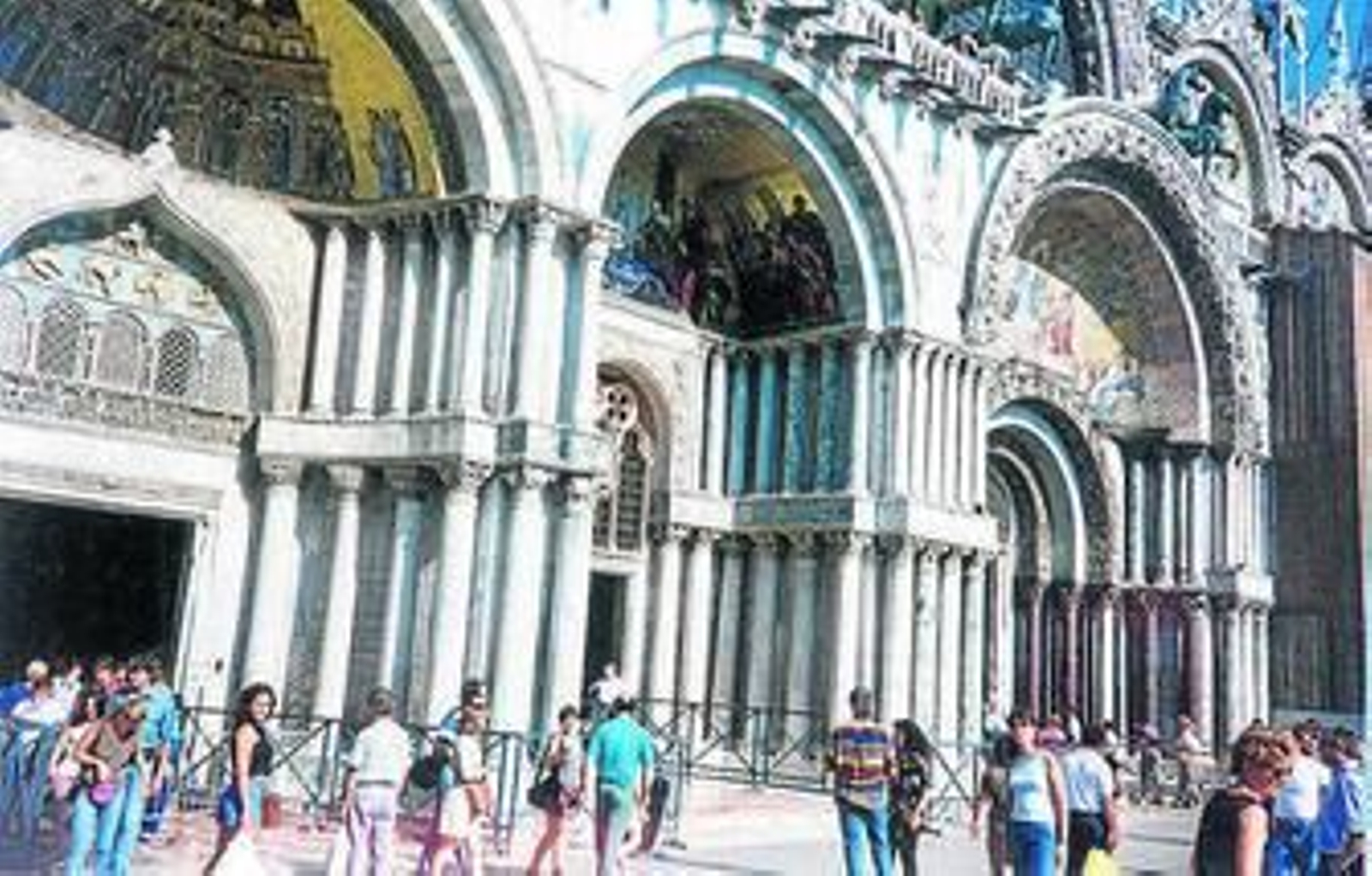 La catedral de San Marcos, uno de los monumentos de la conocida plaza del mismo nombre.