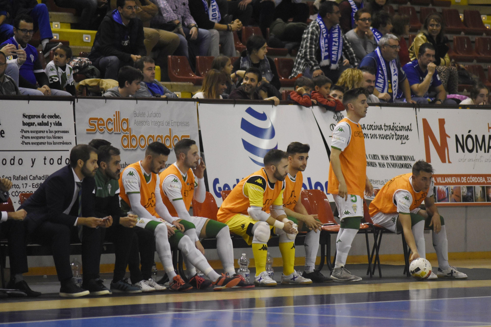 La victoria del Córdoba CF Futsal sobre el Manzanares ha dejado estas imágenes.
