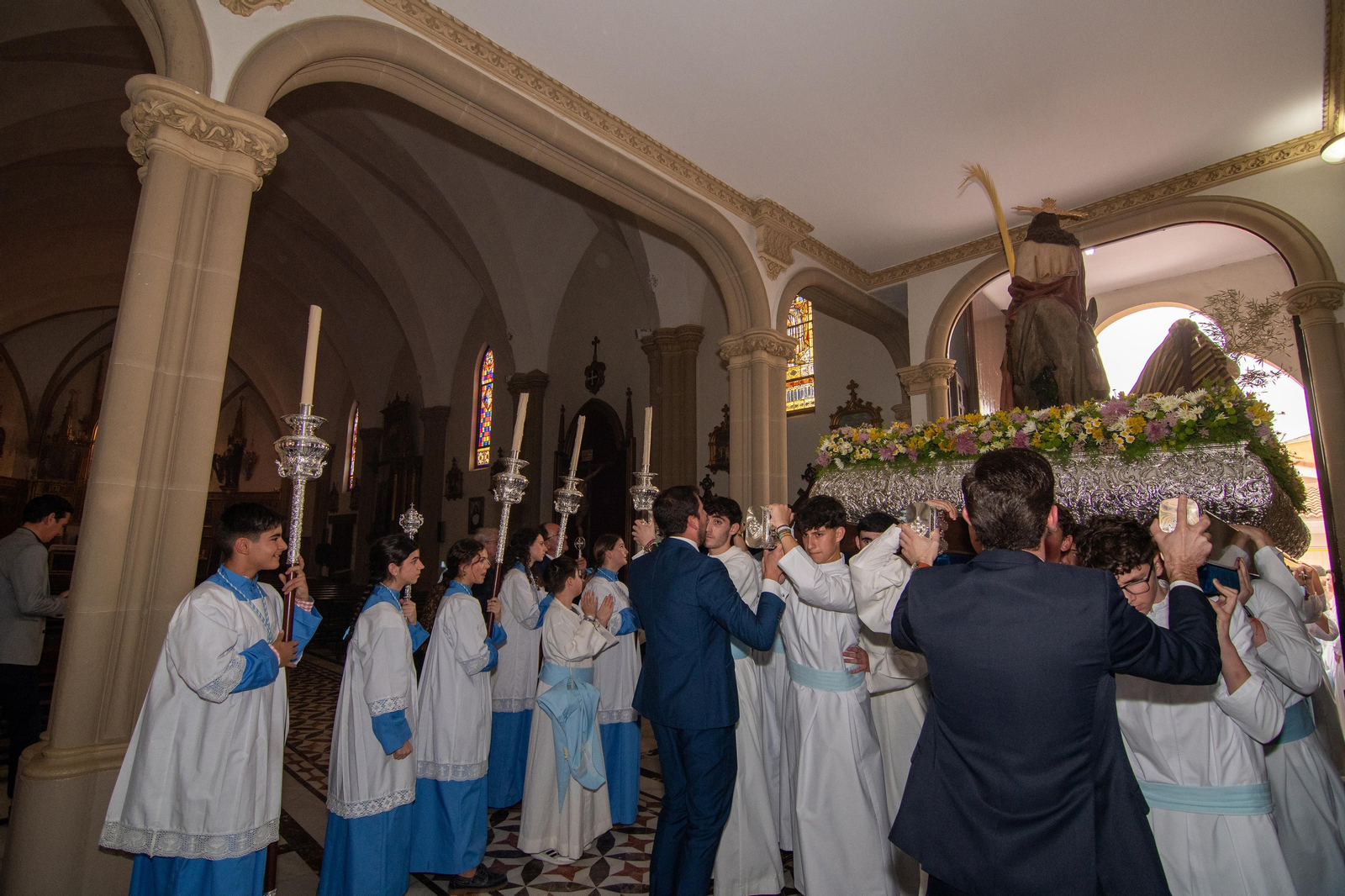 La procesión de la Borriquita de Montilla el Domingo de Ramos 2024, en imágenes