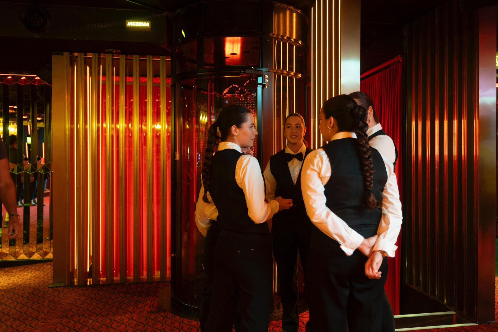 Las imágenes de la presentación en sociedad de la discoteca NU