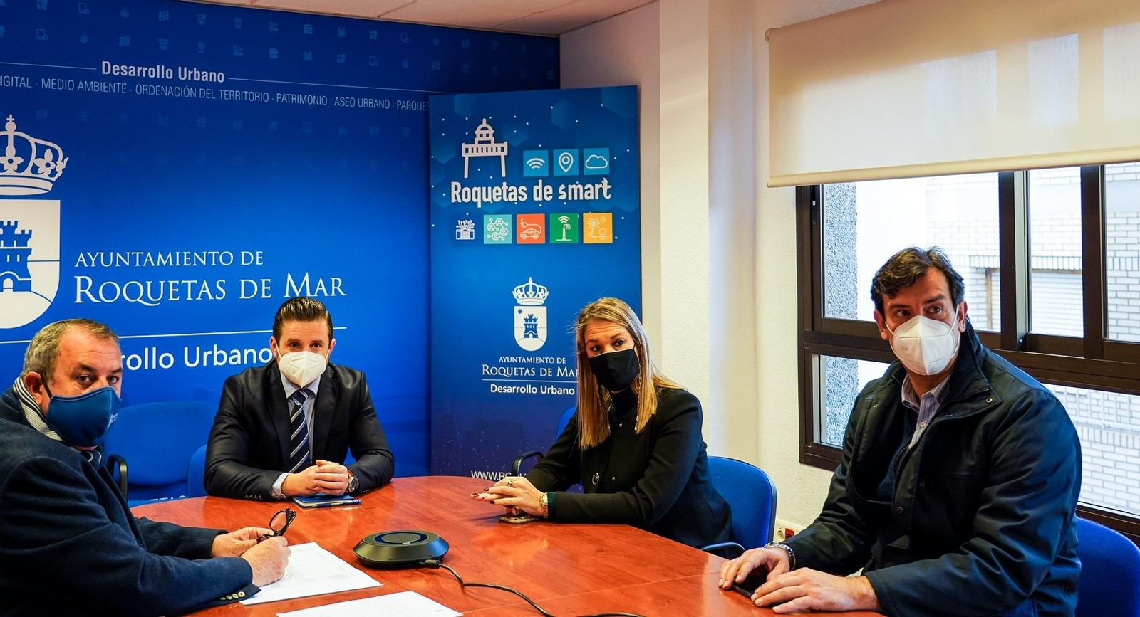 Llamas, Ibáñez y Salvador, en una reunión del proyecto Invesclima junto al profesor Enrique López.