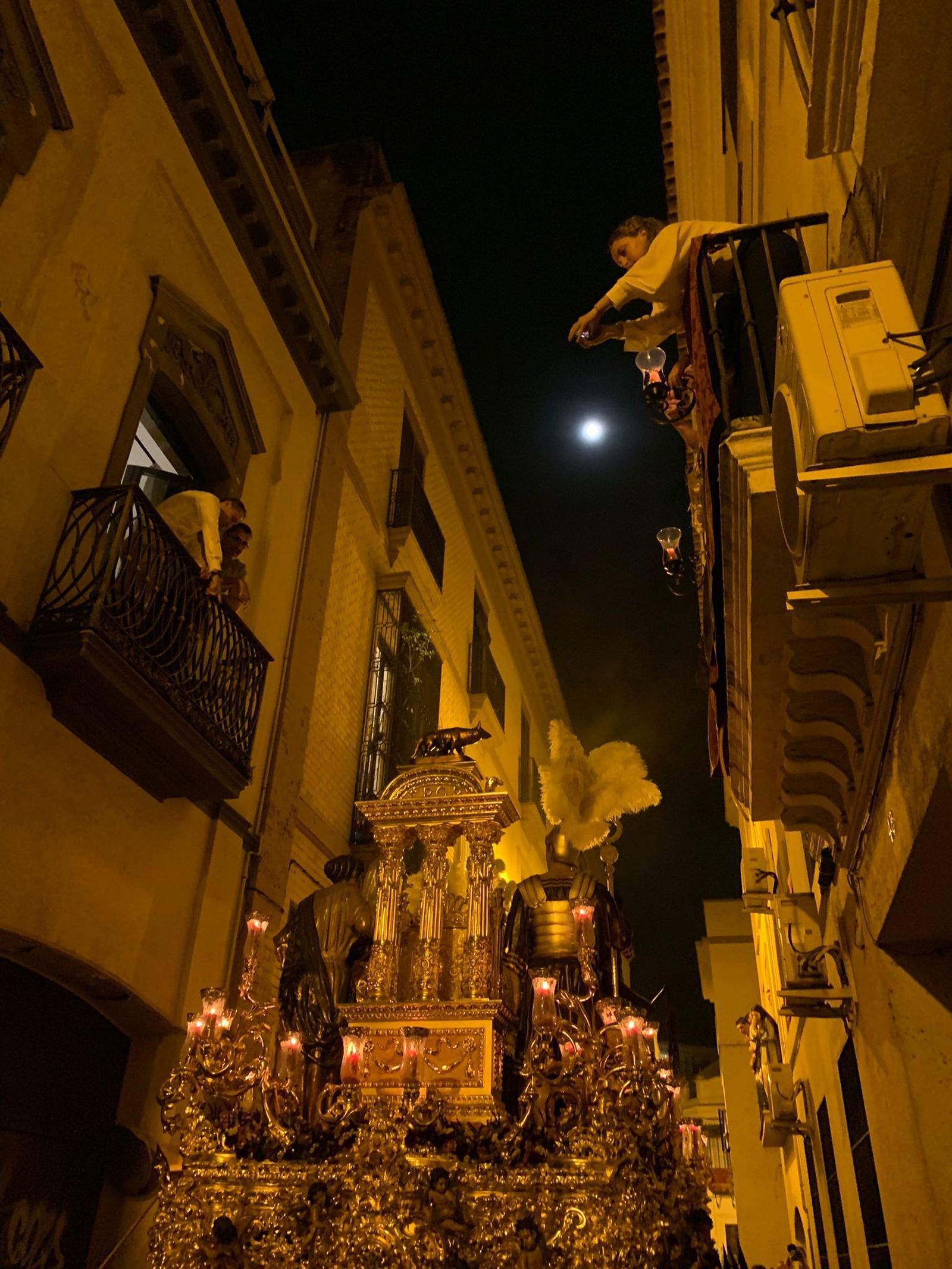 El misterio de San Benito por la calle Santiago el pasado Martes Santo