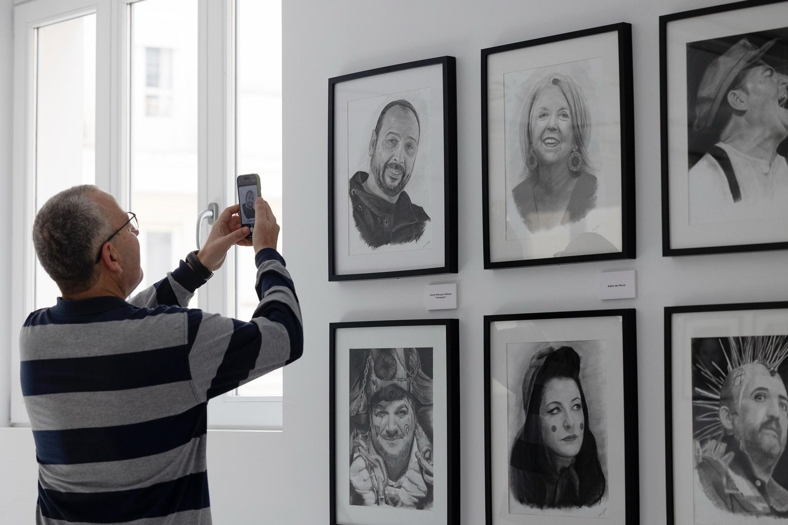 Galería de imágenes de las exposiciones inauguradas en la Casa del Carnaval