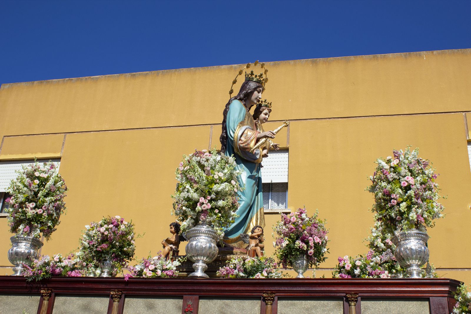 Fotos de la procesión de María Auxiliadora en La Línea de la Concepción