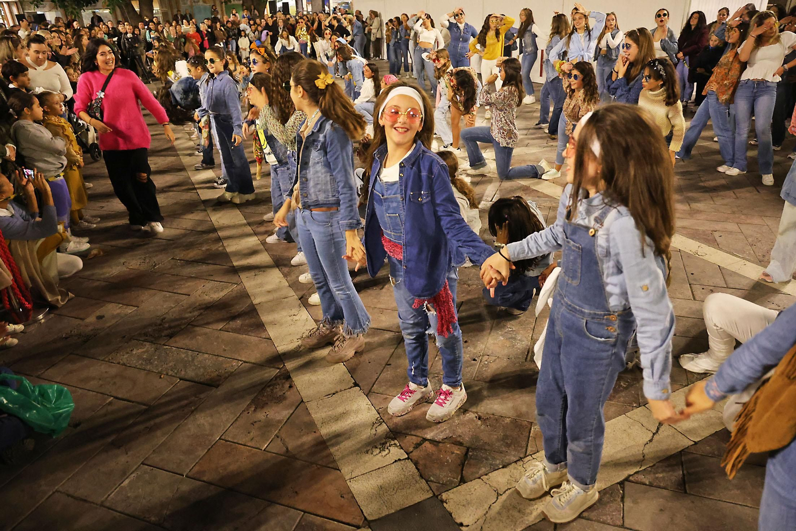Imágenes del espectacular Flashmobe realizado en la Plaza de Las Monjas