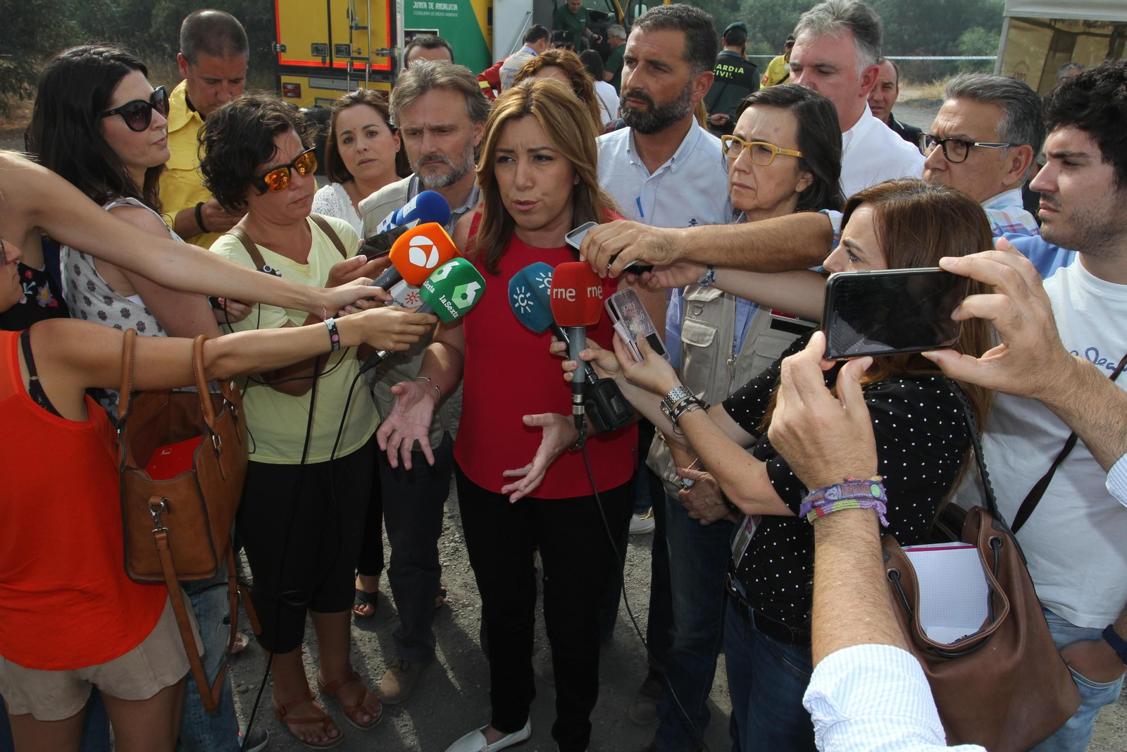 Las imágenes del incendio en Moguer y Mazagón