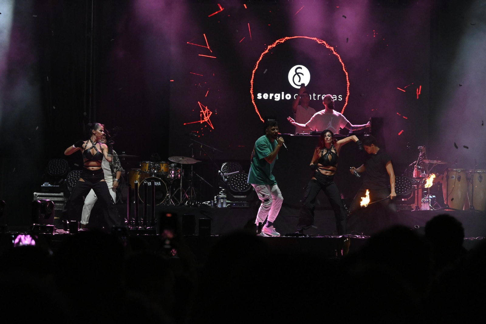 Imágenes del concierto de Sergio Contreras y Raule en las Colombinas