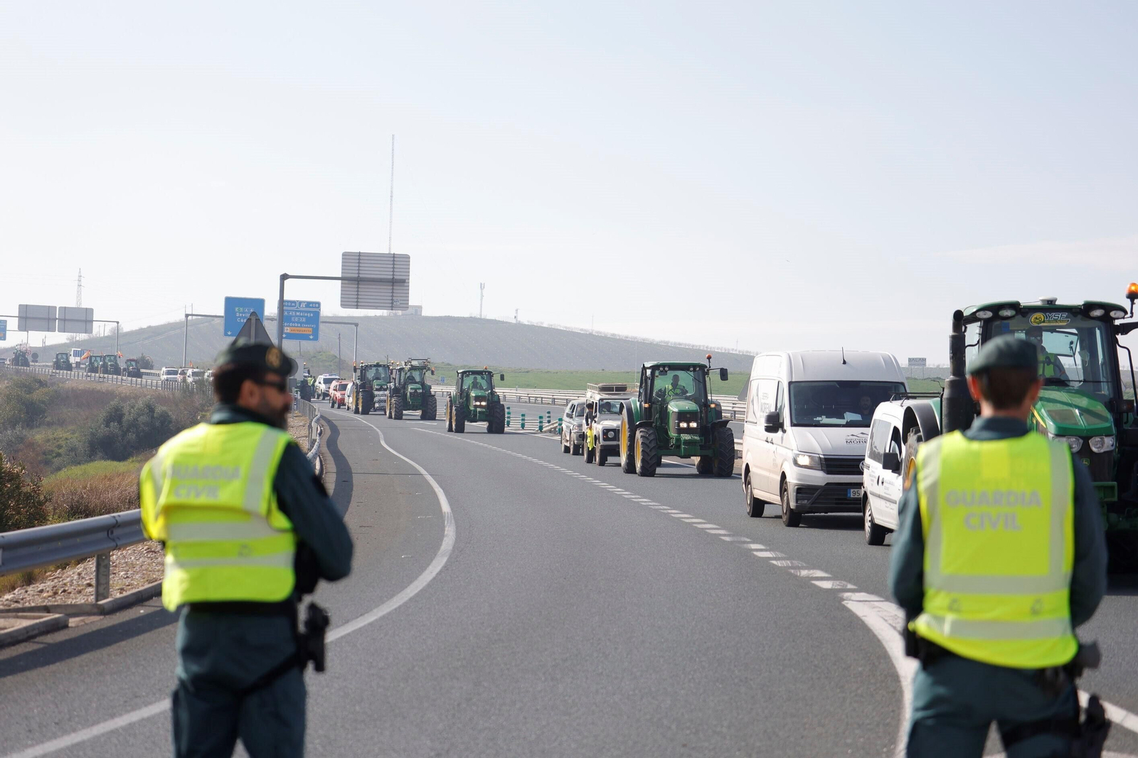 La protesta de los agricultores de Córdoba, en imágenes