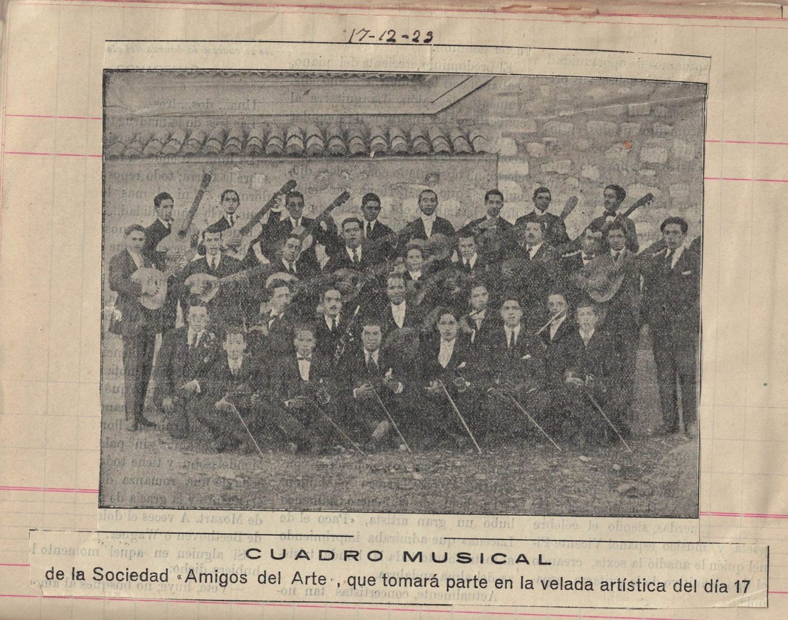 El libreto personal de notas y recortes de Tomás Moreno Bravo, en imágenes