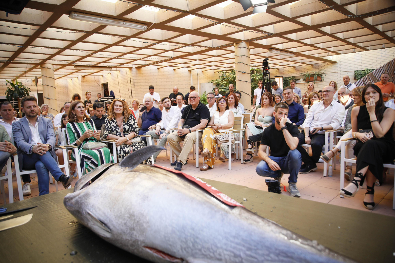 El ronqueo del atún en el Espacio Gatronómico Tony García, en imágenes