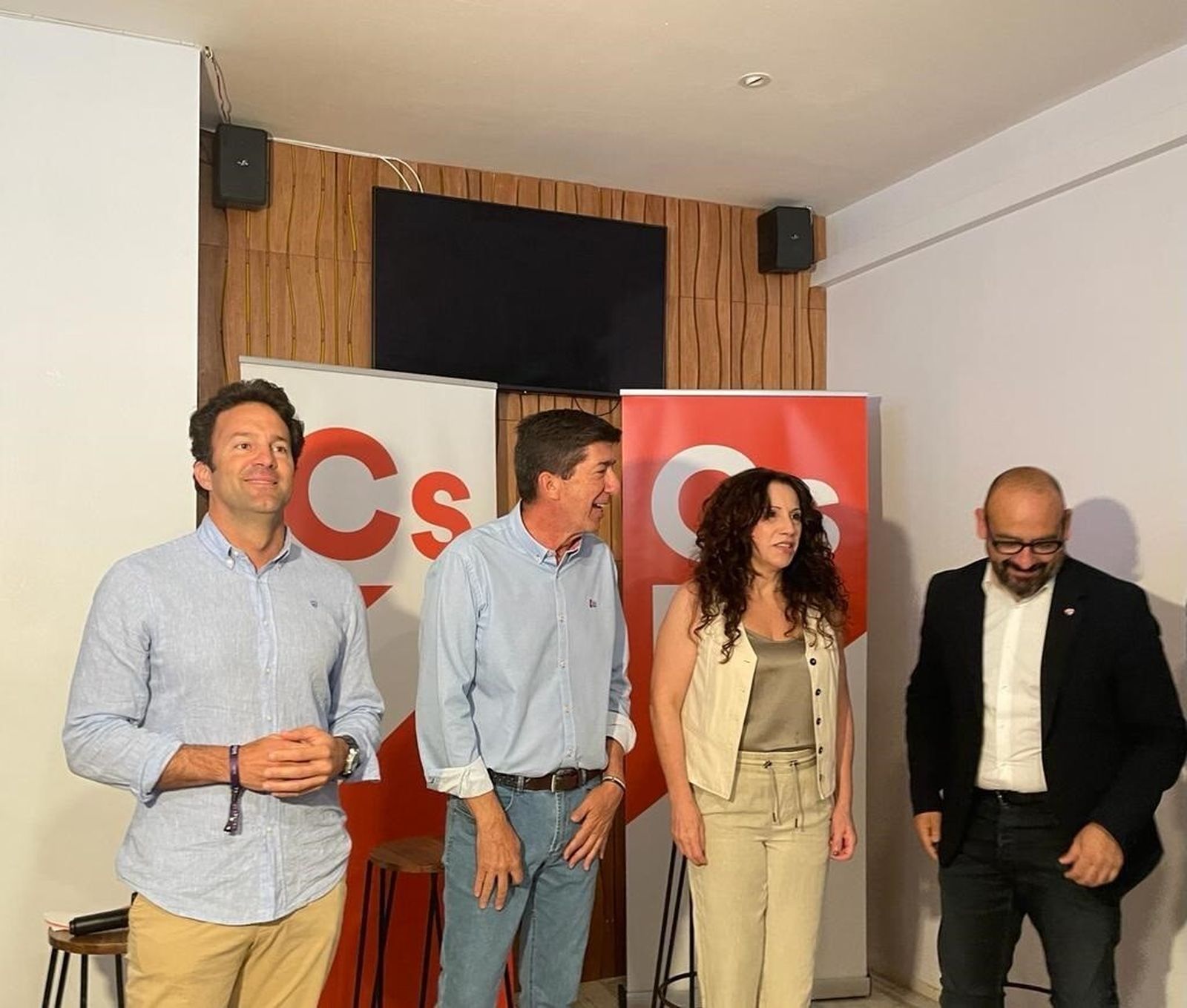 De izquierda a derecha, Carlos Pérez, Juan Marín, Rocío Ruiz y Jordi Cañas.