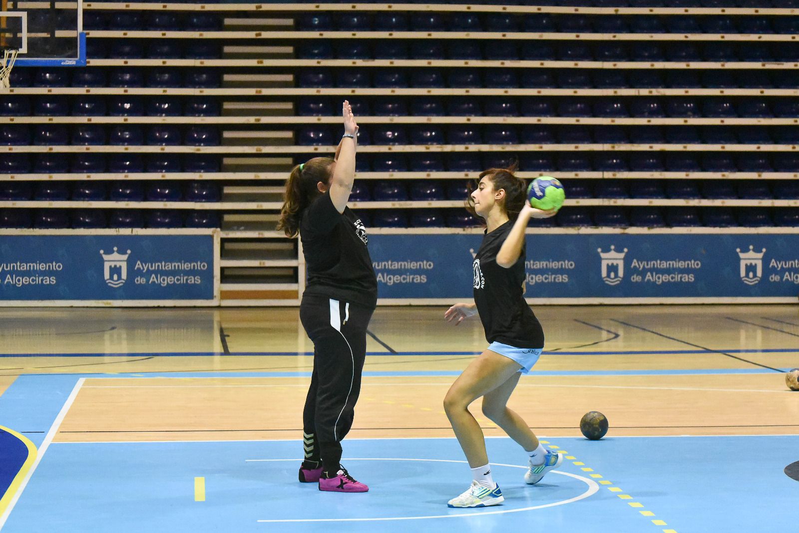 Las fotos del entrenamiento del BM Ciudad de Algeciras femenino
