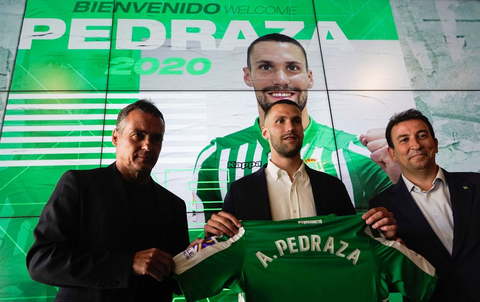 Pedraza, entre Alexis y López Catalán.