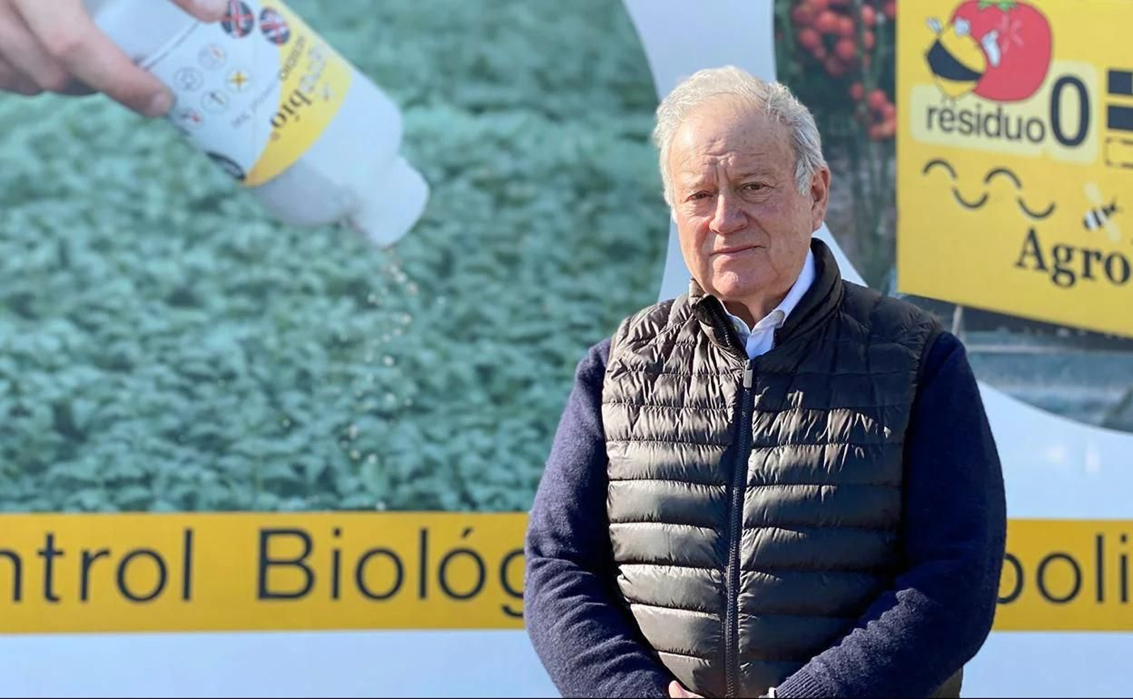 Agrobío (presidente José Antonio Santorromán): empresa de referencia internacional especializada en la producción y comercialización de fauna auxiliar para el control biológico de plagas y colmenas de abejorros para la polinización natural en cultivos agrícolas. Su actividad es crucial para impulsar una agricultura sostenible, con residuo cero y que garantiza la seguridad agroalimentaria. AGROBIO se dedica a la cría de insectos beneficiosos y abejorros en su biofábrica, replicando condiciones naturales para asegurar la máxima calidad y vigor de los organismos. Esta labor ha sido fundamental para transformar el modelo agrícola almeriense.