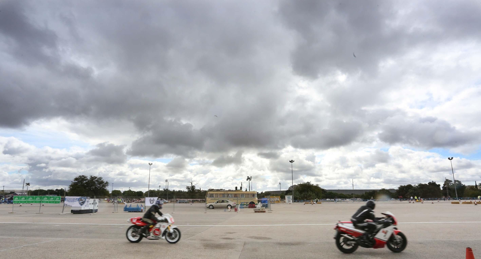 Gran ambiente en la exhibición del motor en Jerez