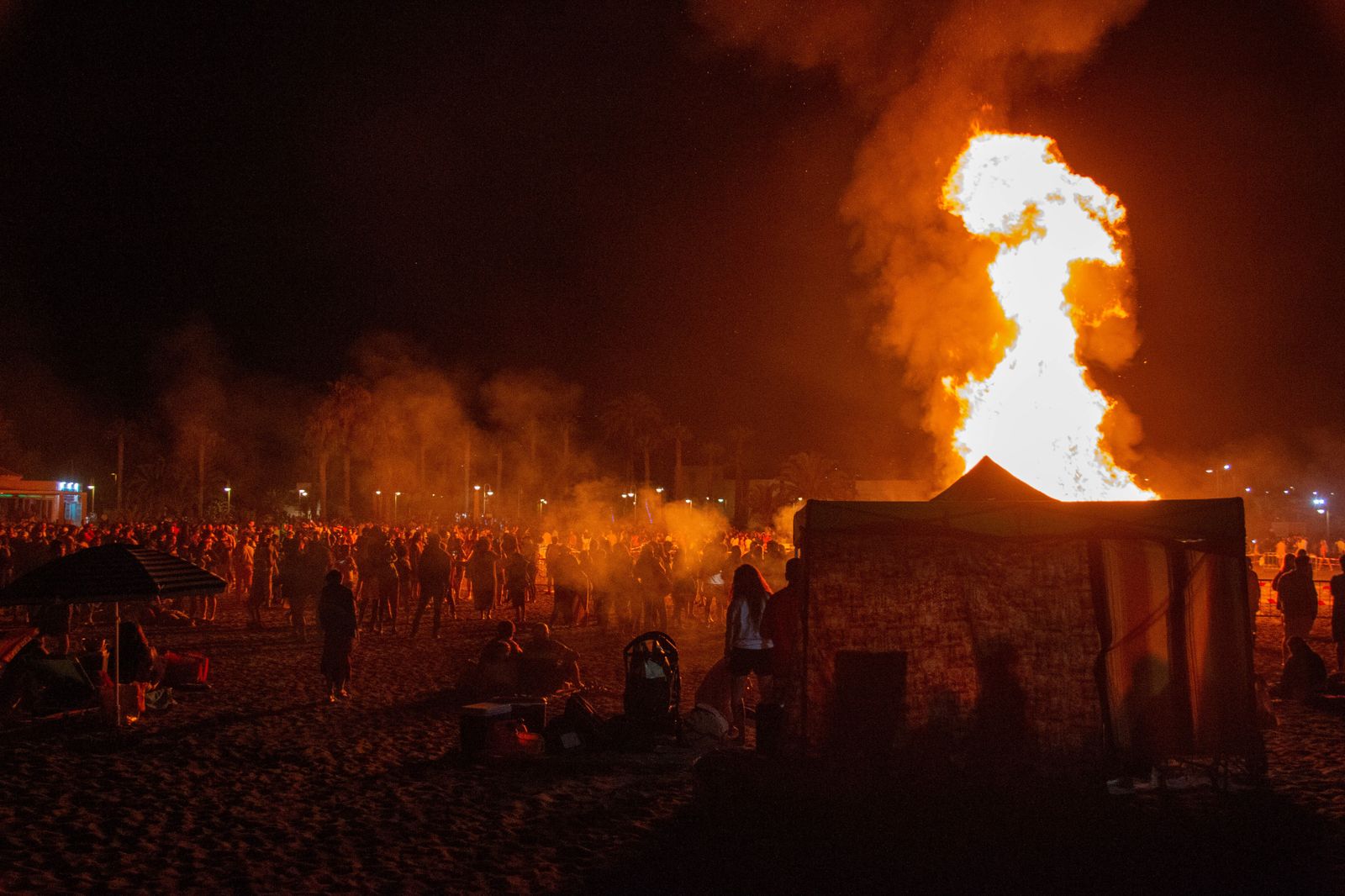 Así ha sido la noche de San Juan en la Costa, en imágenes