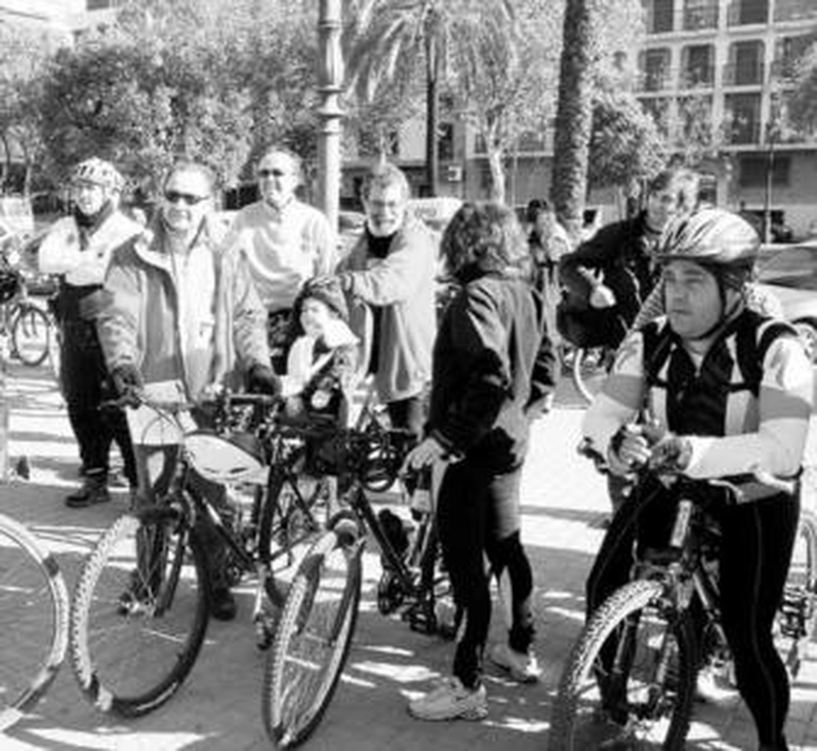 Algunos de los participantes del recorrido de ayer.