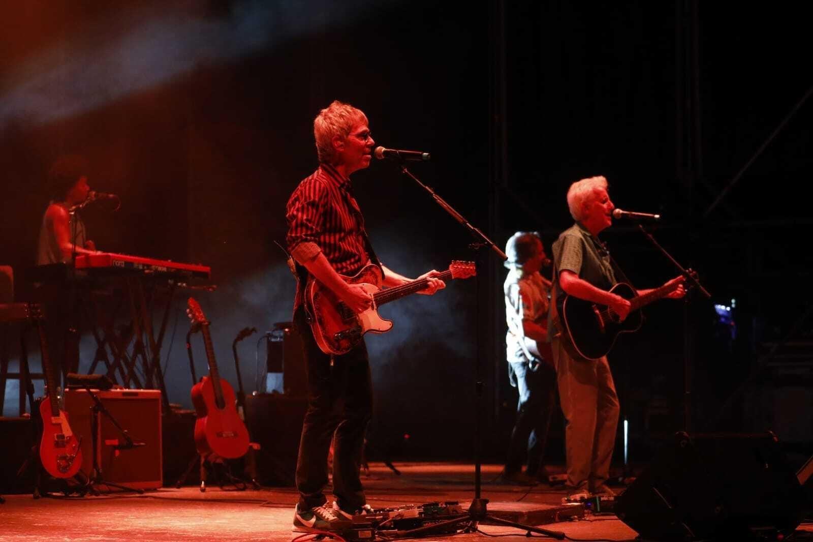 El concierto de Kiko Veneno y Ariel Rot en el Festival de la Guitarra de Córdoba, en imágenes