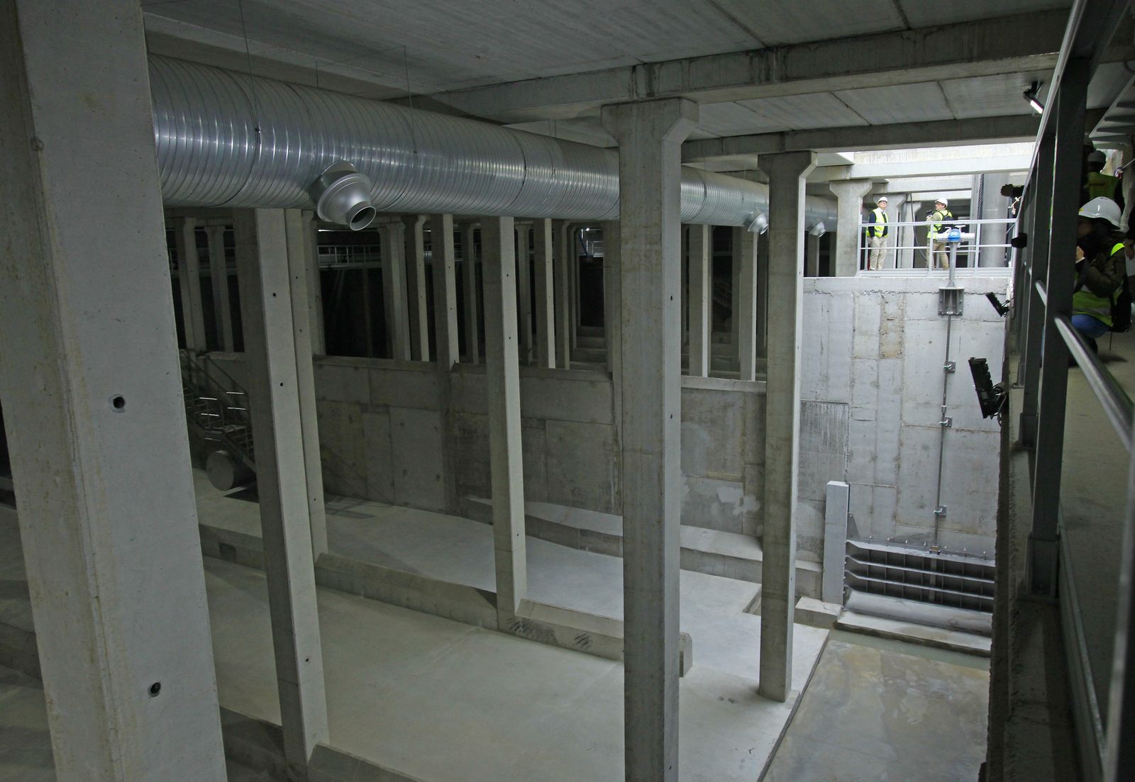 Las imágenes de la visita a las obras del tanque de tormentas de Kansas City