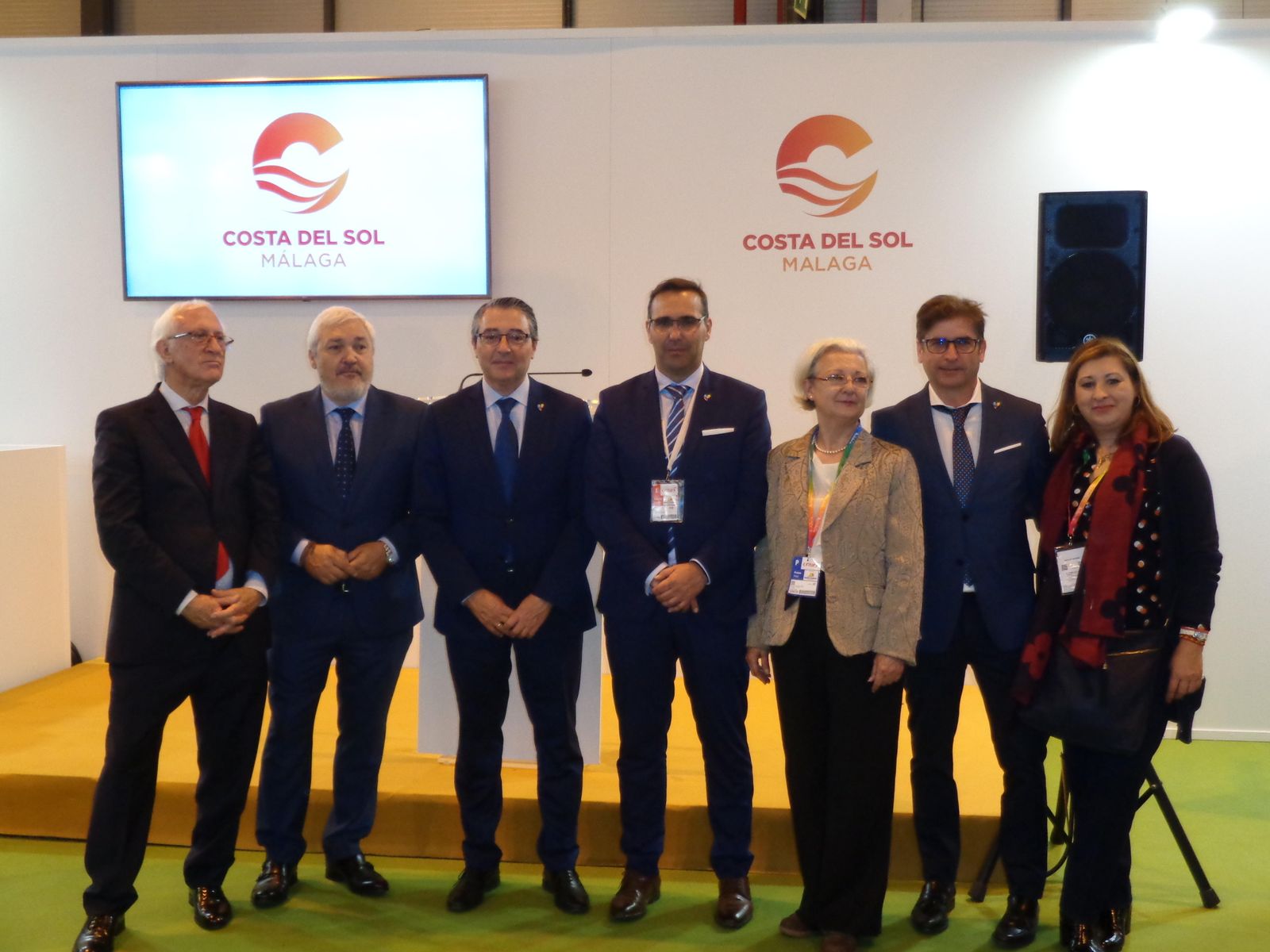 El alcalde de Rincón, Francisco Salado, junto a la delegación municipal en Fitur.