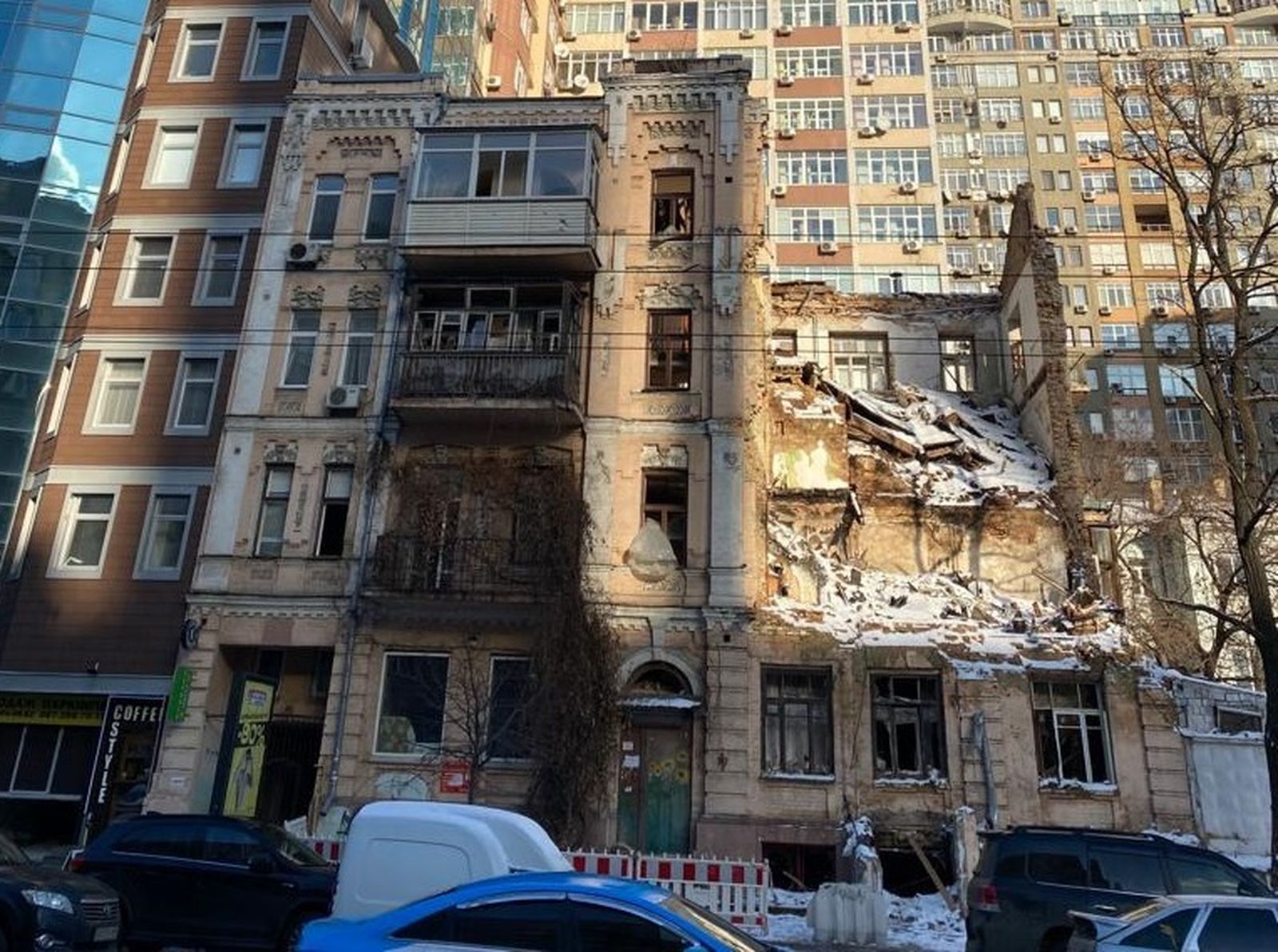 El año de guerra de Ucrania visto por los ojos de Maxim, en imágenes.