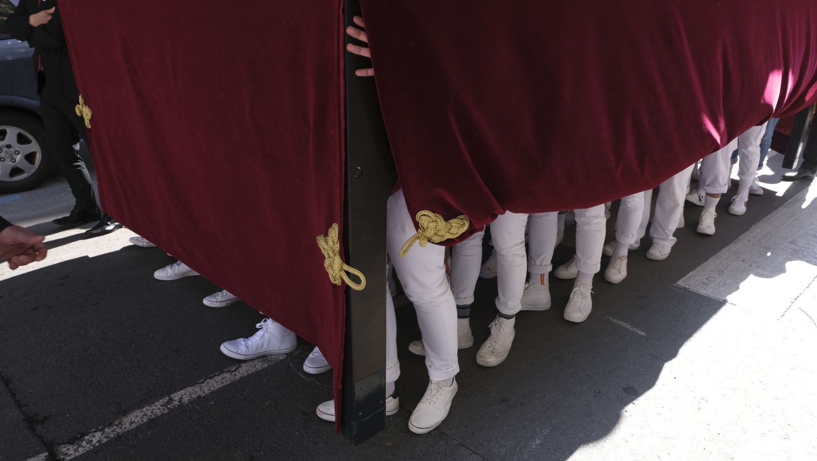 Procesión de Jesucristo Resucitado en Almería, en imágenes