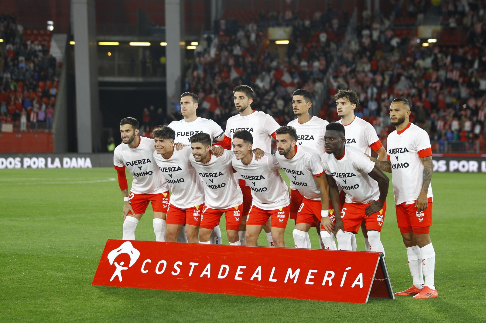 El partido U.D. Almería-Deportivo de La Coruña, en imágenes
