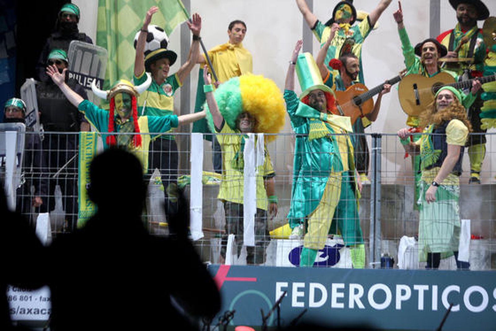 Chirigota Los hinchapelotas

Foto: Jesus Marin