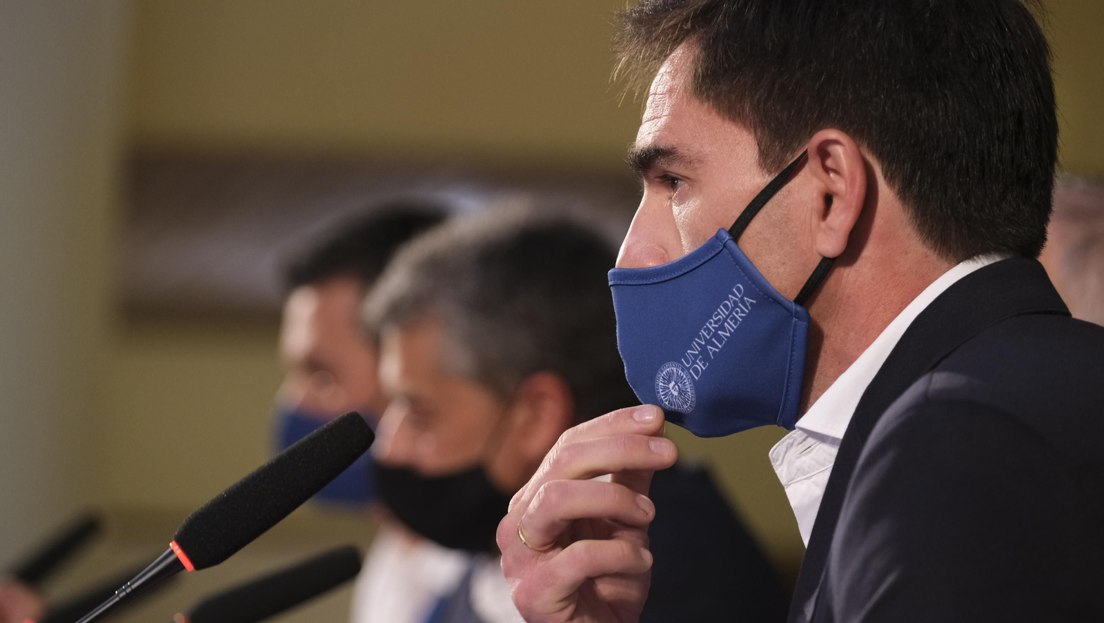 Fotogalería inicio XXII Cursos de Verano de la Universidad de Almería. Roquetas de Mar.