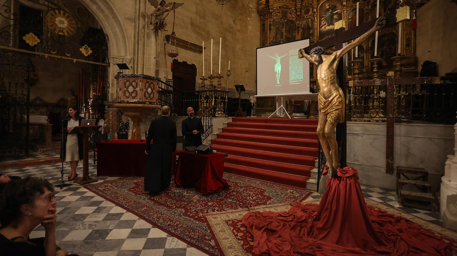 El Cristo de la Viga de San Marcos ya está restaurado