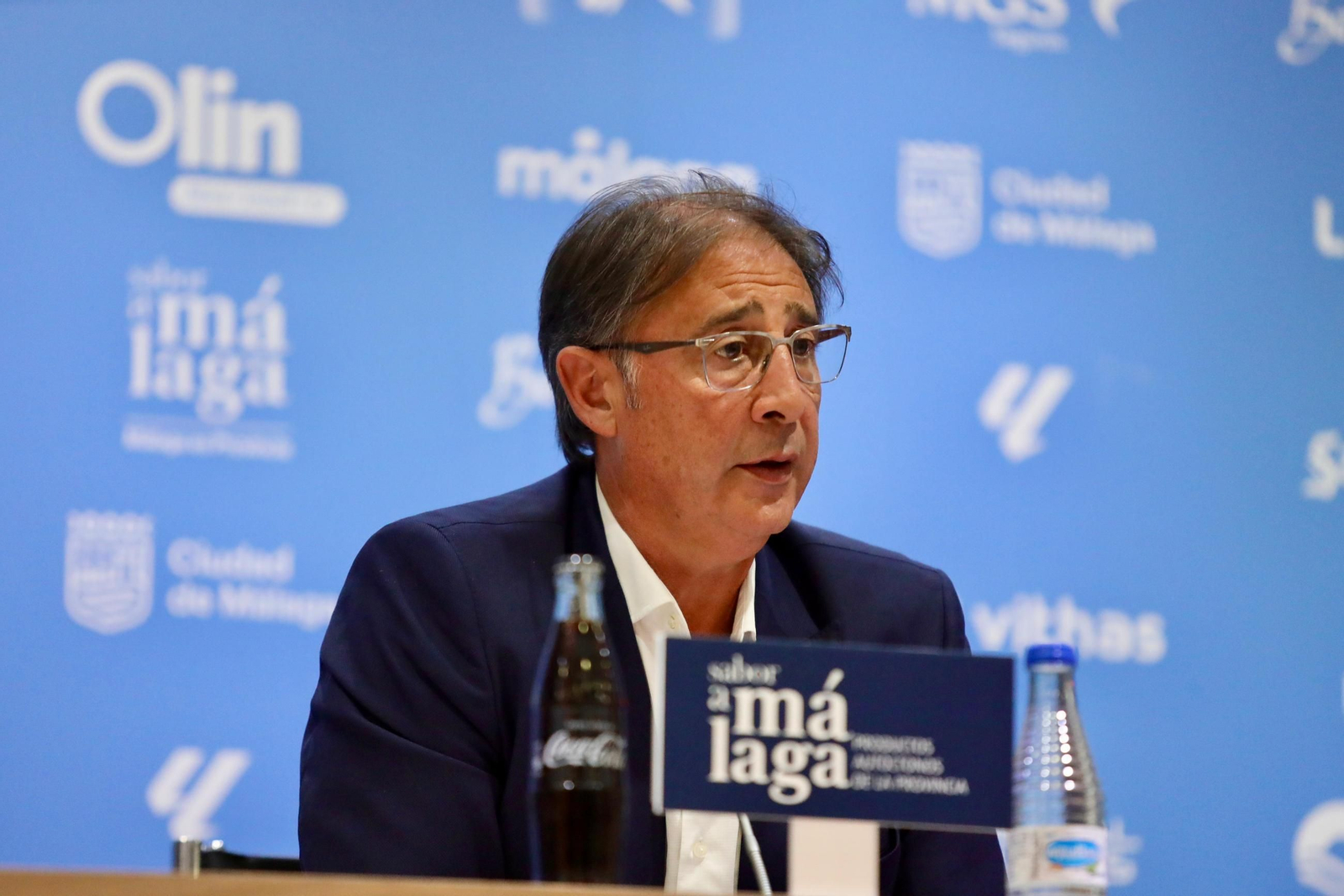 La renovación de Izan Merino y el balance de mercado de Loren, en fotos