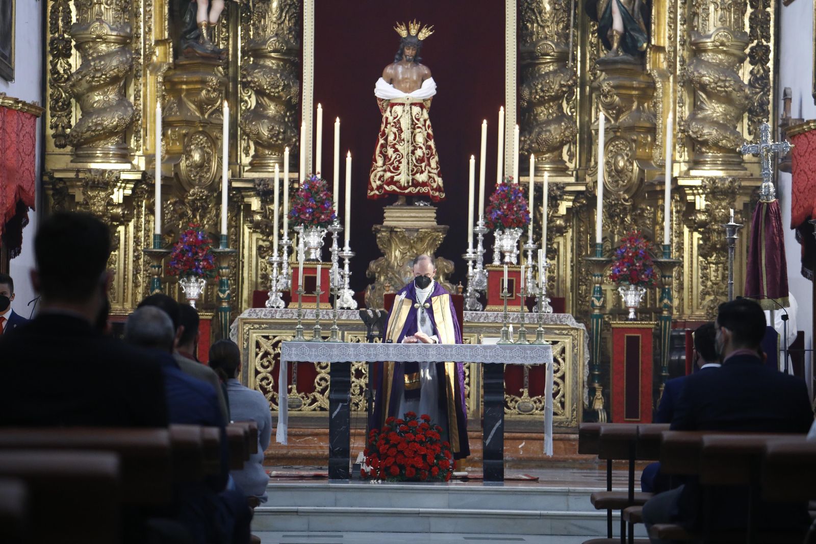 El vía crucis del Señor de las Penas, en fotografías