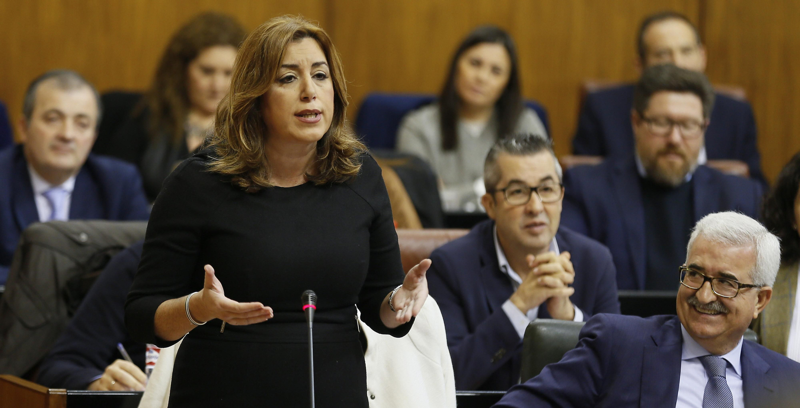 La presidenta de la Junta de Andalucía, Susana Díaz, durante su intervención ayer en la sesión de control en el Parlamento.