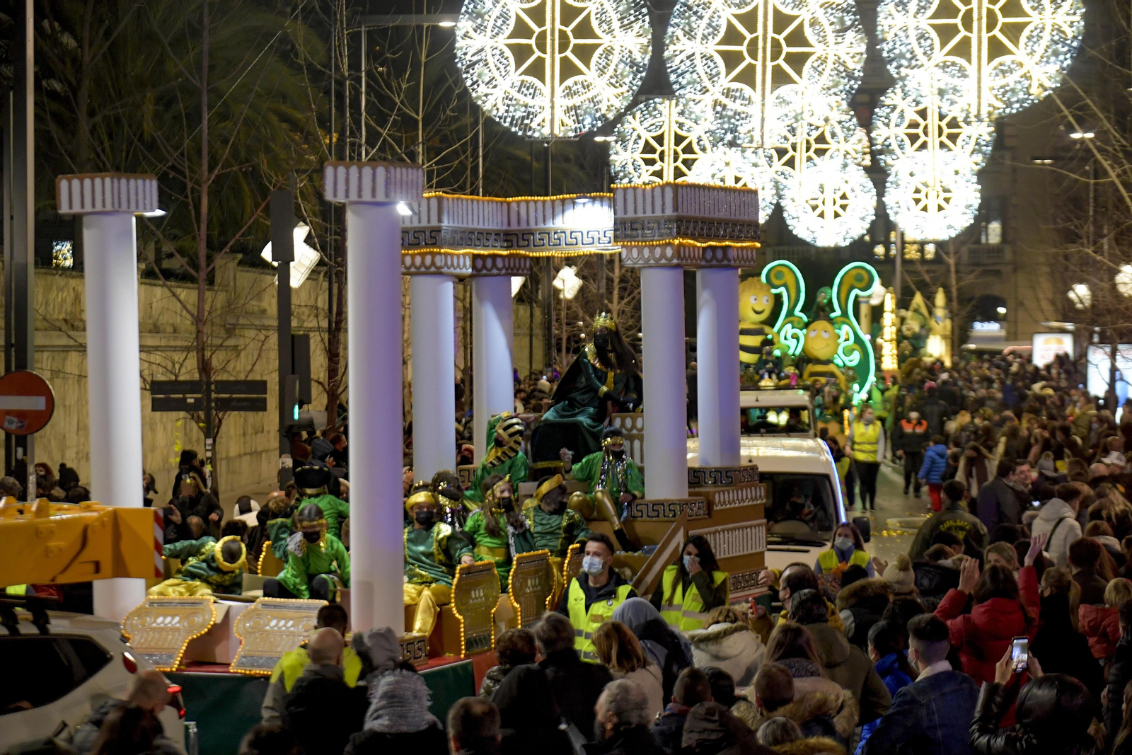 Fotos de la cabalgata de Reyes Magos de Granada 2022