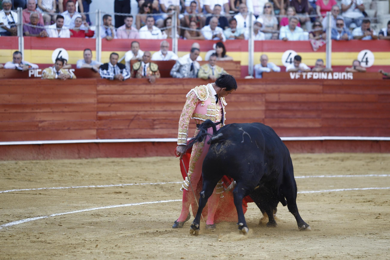 Las mejores imágenes de los toreros Fortes, Juan Ortega y David de Miranda en la Feria de Almería 2025