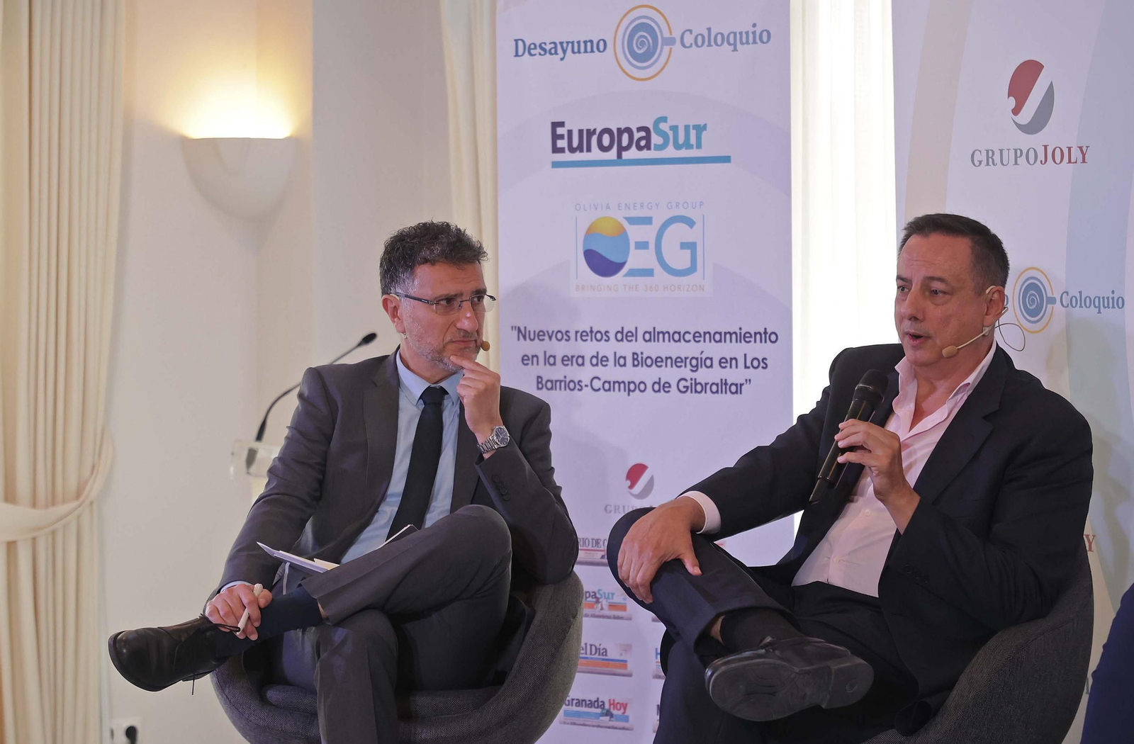 Fotos del Desayuno coloquio Nuevos retos del almacenamiento en la era de la bioenergía en Los Barrios y el Campo de Gibraltar de Europa Sur y Olivia Energy Group