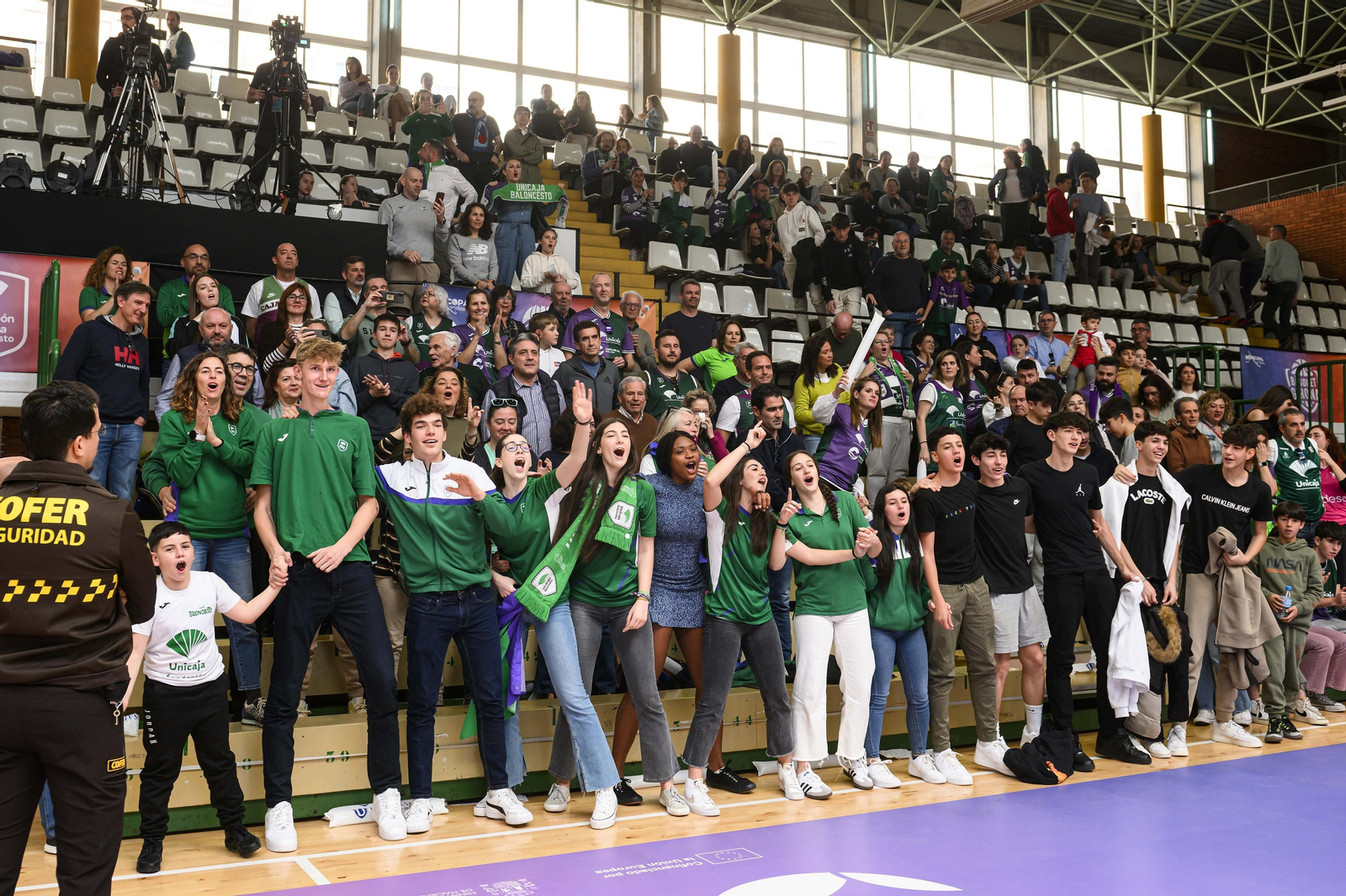 El Unicaja - Valencia de la Minicopa, en fotos