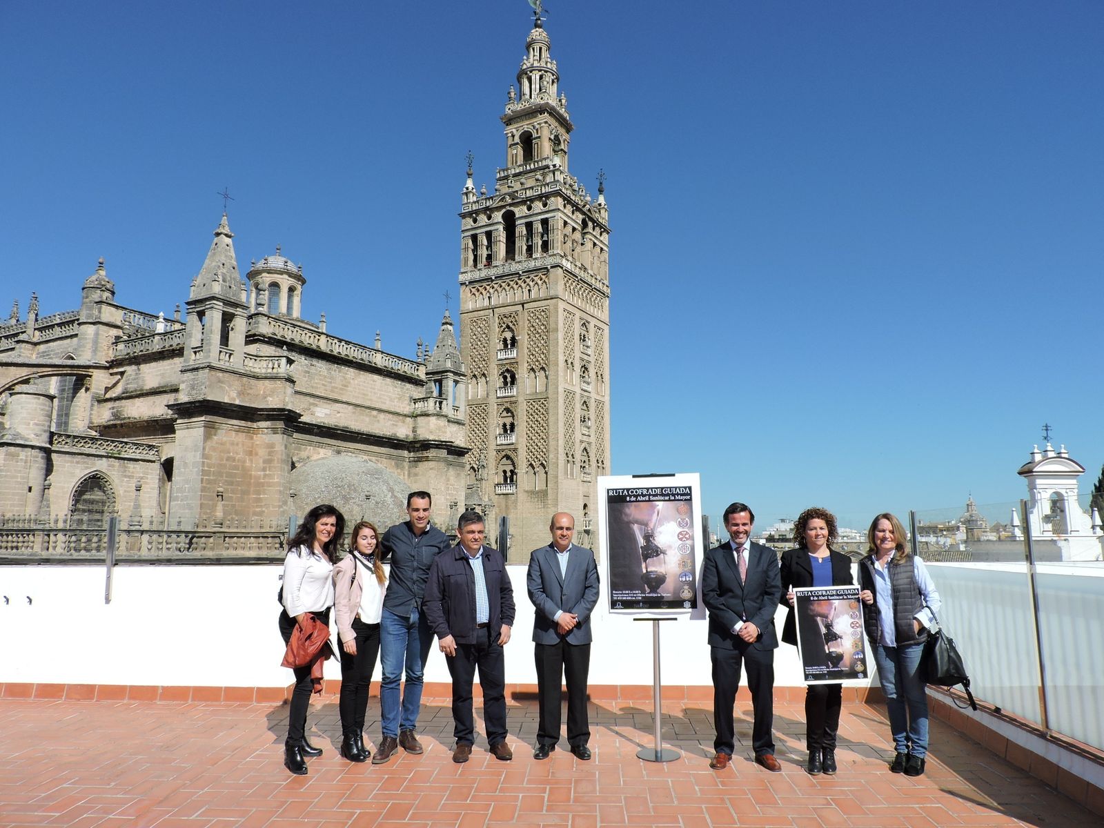 El alcalde de Sanlúcar la Mayor, ayer en la presentación de la nueva ruta cofrade de la localidad.