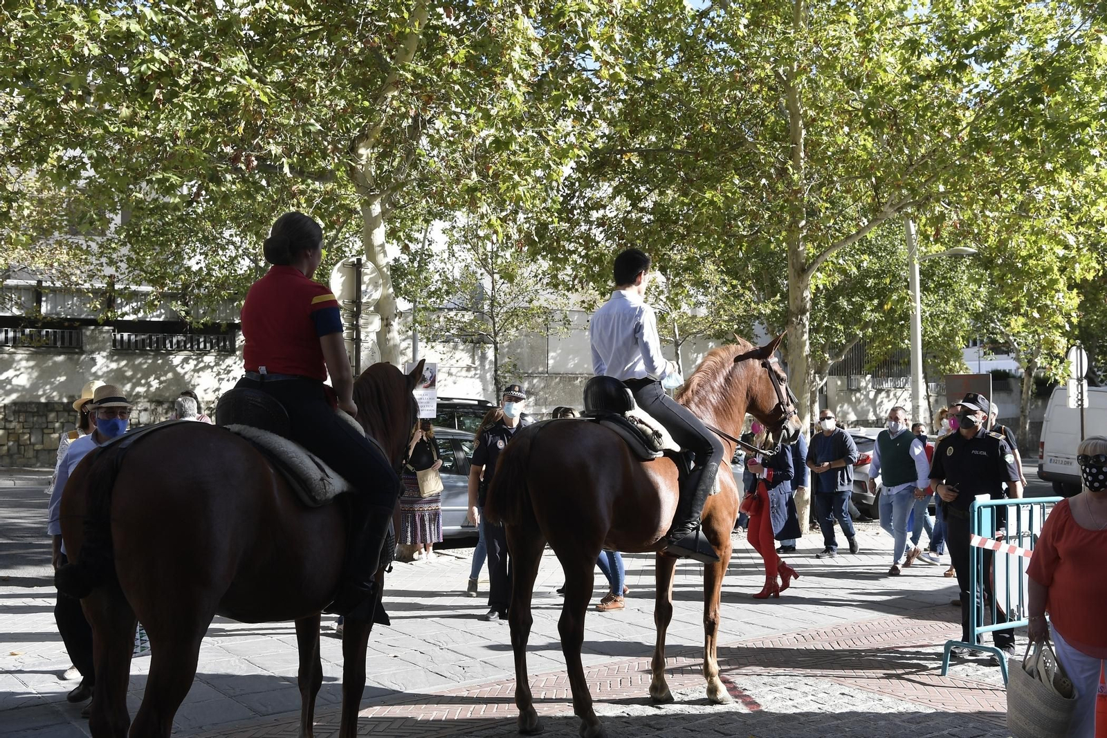 Así está la plaza de Toros de Granada en la corrida de Enrique Ponce: medidas de seguridad y distanciamiento entre el público