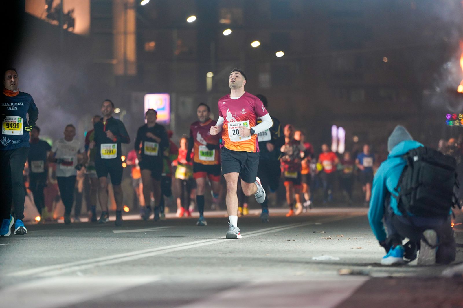 En imágenes: búscate en tu llegada a meta de la Carrera de San Antón 2026 (11)