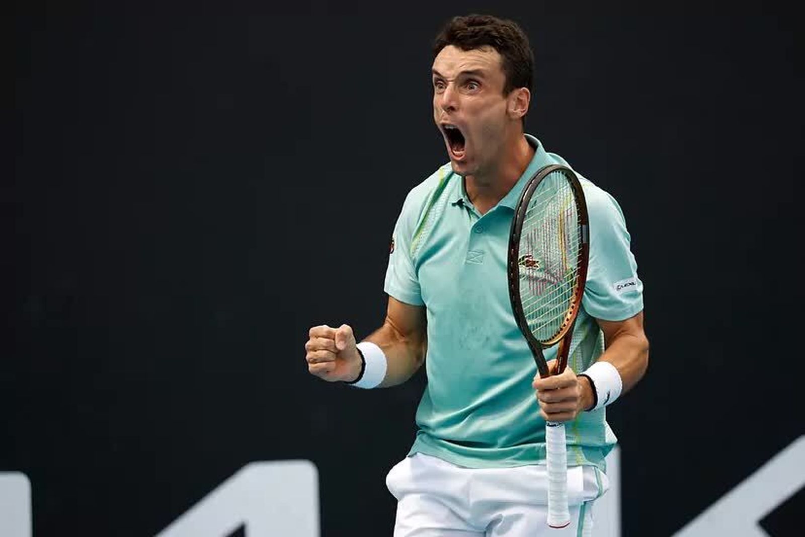 Roberto Bautista Agut celebra su pase a tercera ronda del Australia Open.